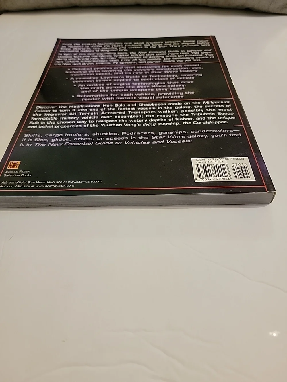 Star Wars The New Essential Guide to Vehicles & Vessels - Purple Cover